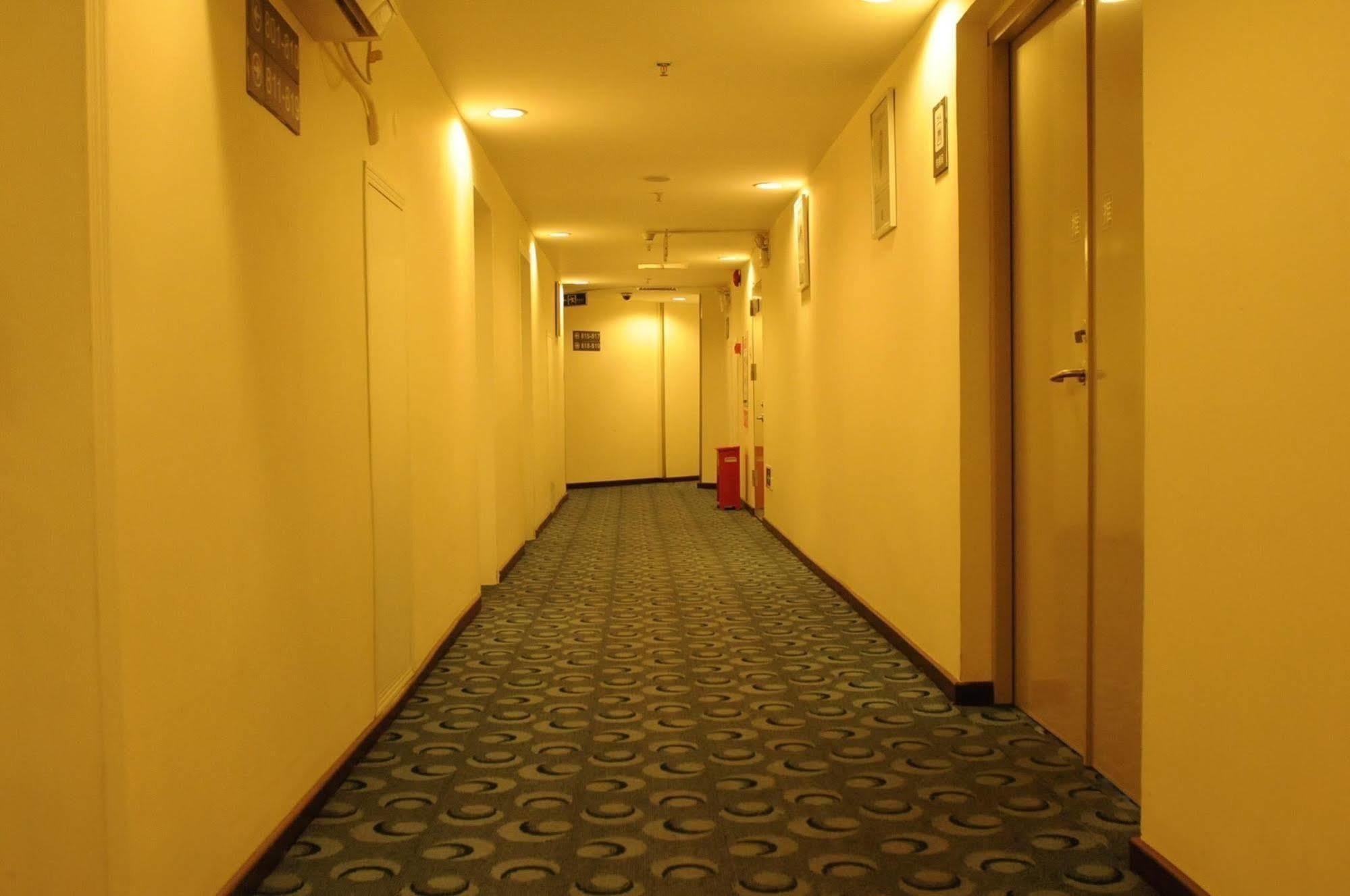 Yuanman Hotel Huizhou Yongwang Plaza Екстериор снимка